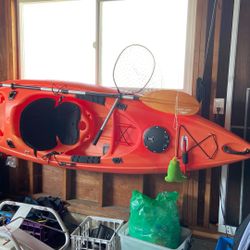 Fishing Kayak. 10 Ft With Every Thing. Ready To Fish Today. 