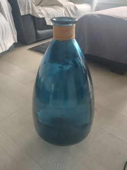Blue large Vase 2ft height x 1ft width