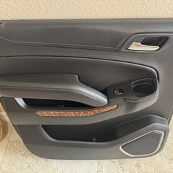Chevy Door panel Chevy suburban 2015-2020 door panel rear left driver side