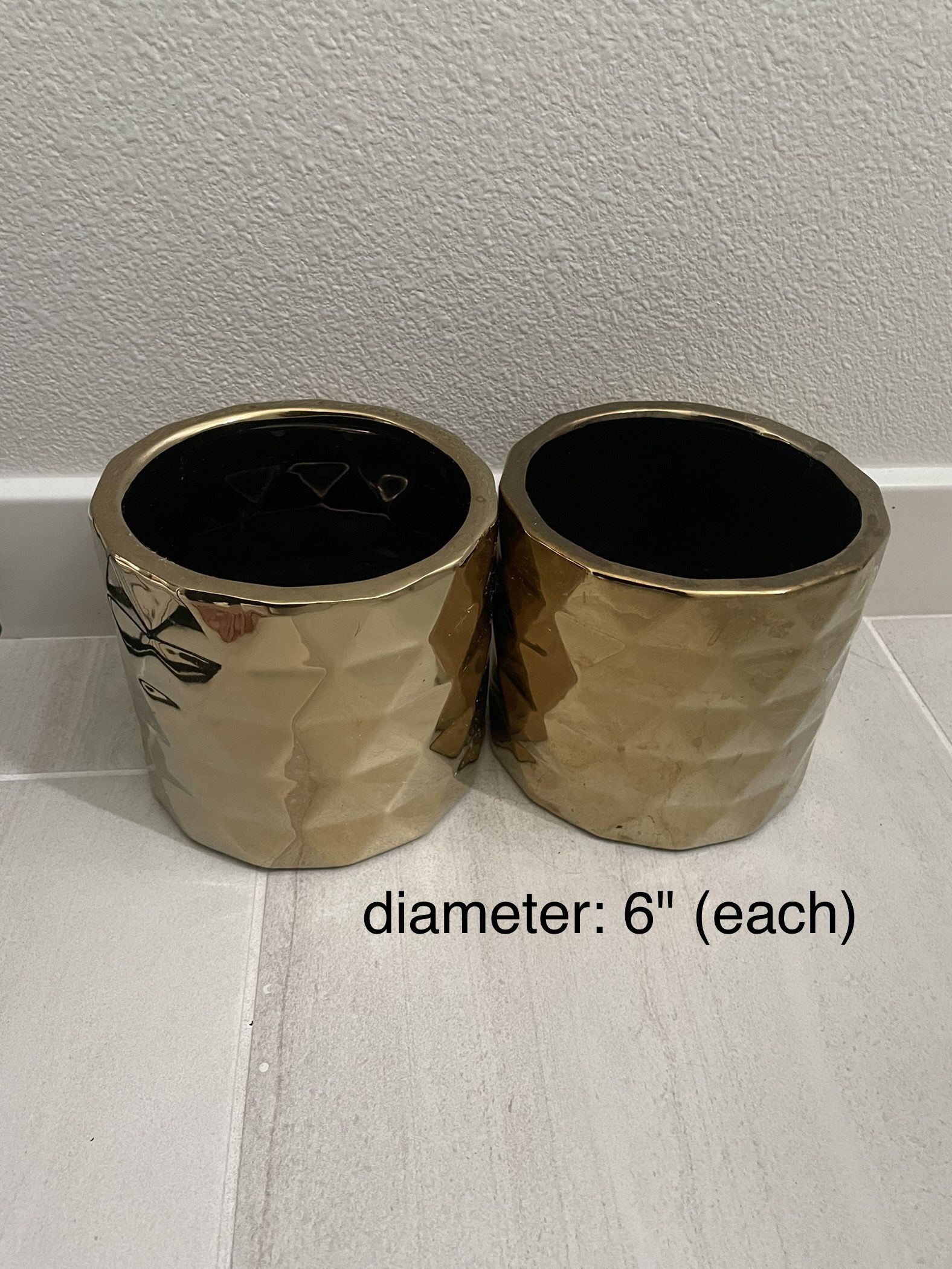Gold Cylinder Containers Pots Holders Jars