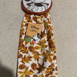 New Disney Mickey Mouse Fall Leaves Hanging Hand Towel 