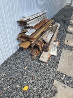 Free wood 🪵 gratis
