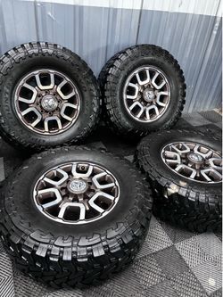 2024 Dogde Ram 2500 LongHorn Wheels & on Toyo M/T