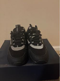 Dior b22