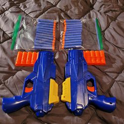 2 Toy Guns with 24 Nerf Darts