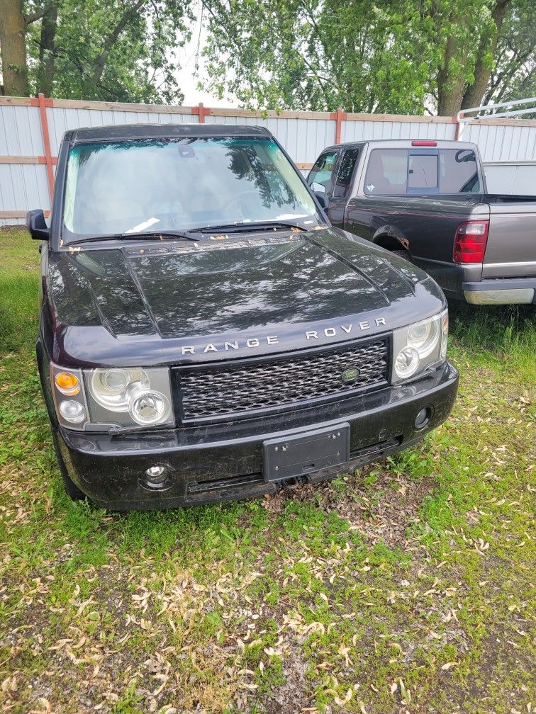 2004 Range Rover Parts Car