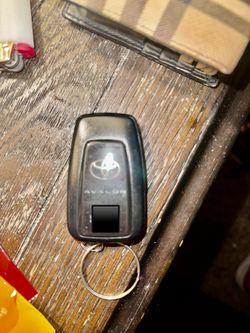 Toyota Avalon Key Fob 