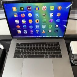  Apple MacBook Pro 15” 16GB RAM 1TB SSD