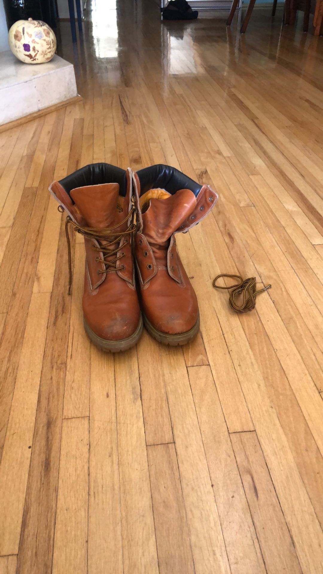 Vintage Timberlands - Size 7.5 Women’s/5.5 Men’s