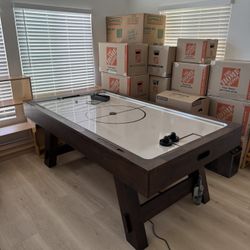 Hockey Table-Aesthetic
