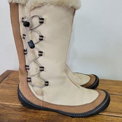 Women's Boots  Size 7