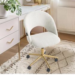 Brand New Fluffy Office Chair White 