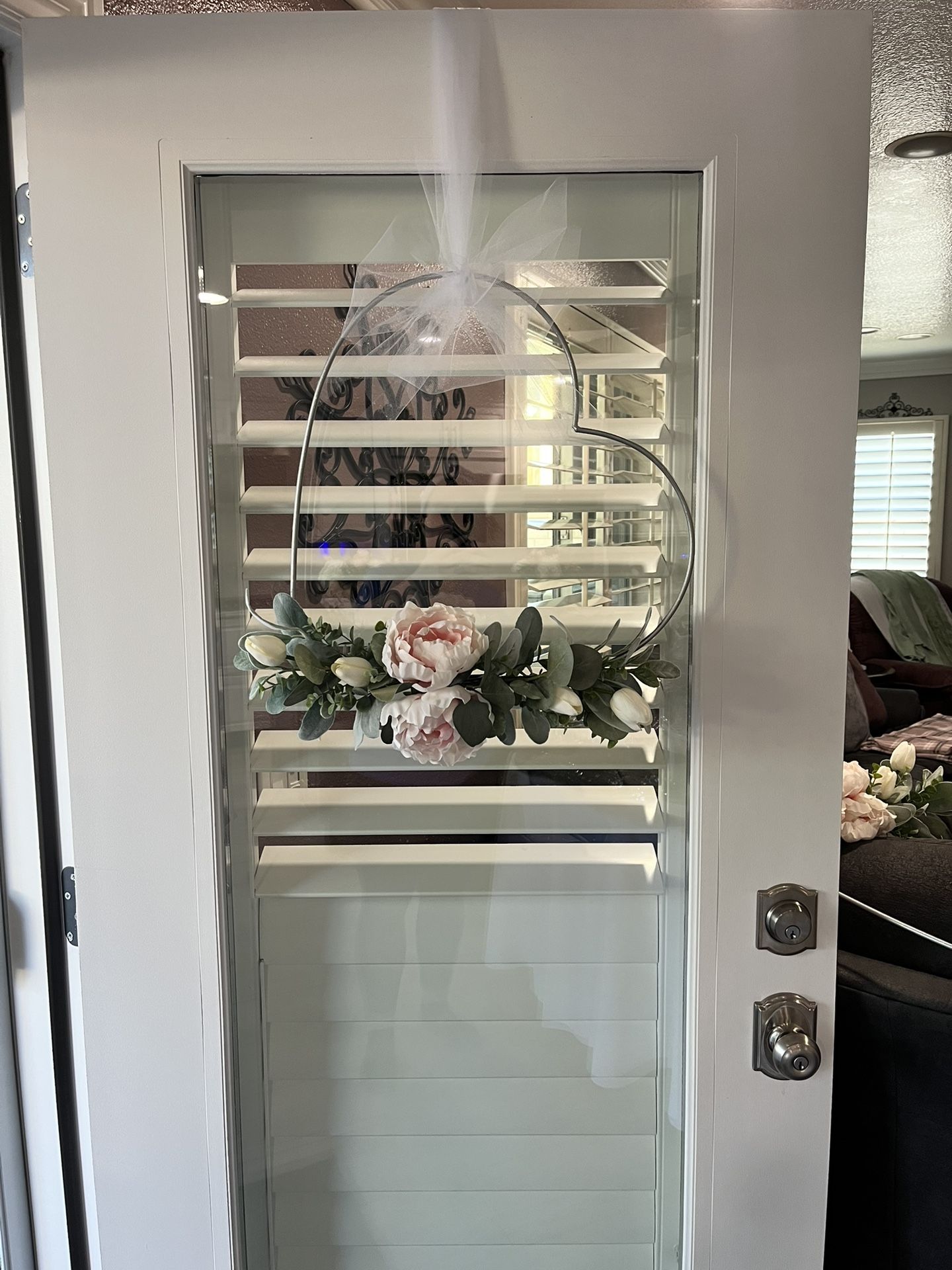 Decorative Metal Hanging Hearts Wall Decor