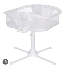 HALO twin bassinet with swivel