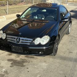 2005 Mercedes-Benz CLK320 