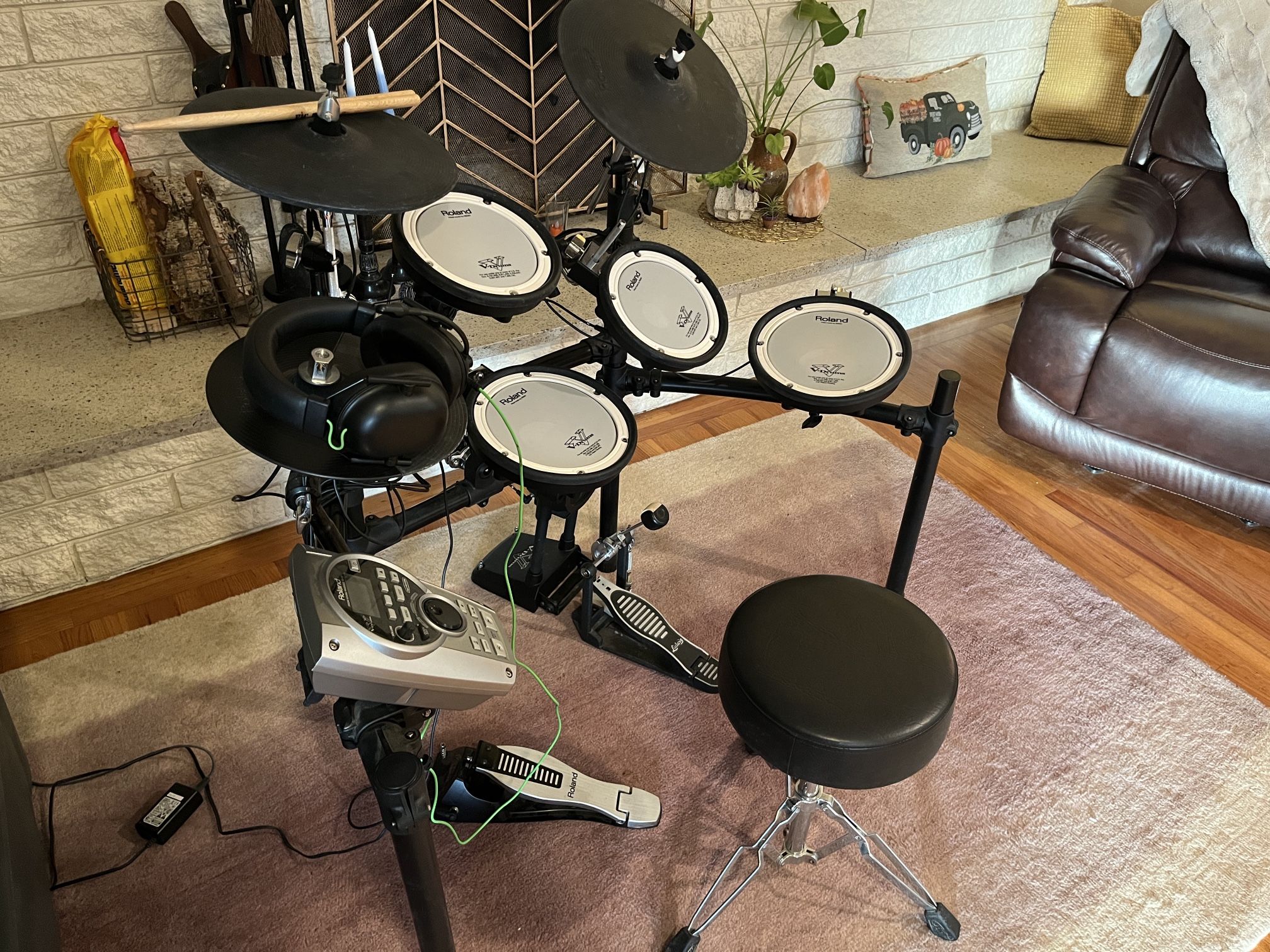 Electronic Drums- Roland TD-15 vDrums