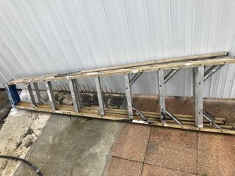 8 Foot Ladder 