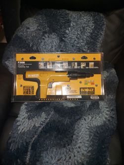 DeWalt, P3500 Powerful  Low Velocity Semi Automatic Powder Actuated Fastening Tool