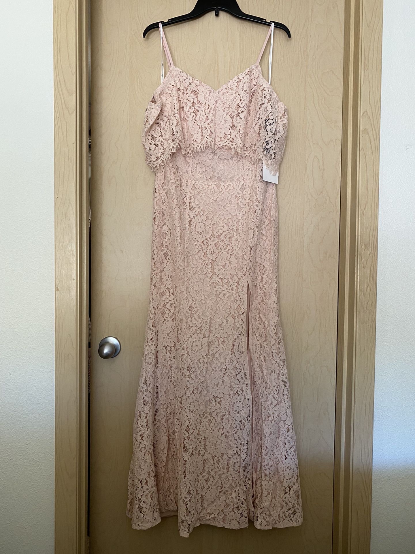 Lulu’s Dress Blush Pink Lace
