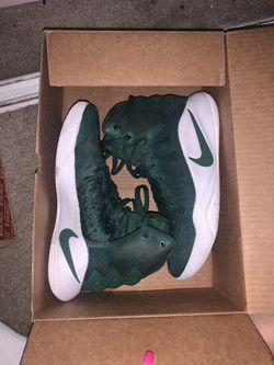 Green and white hyperdunks basketball shoes