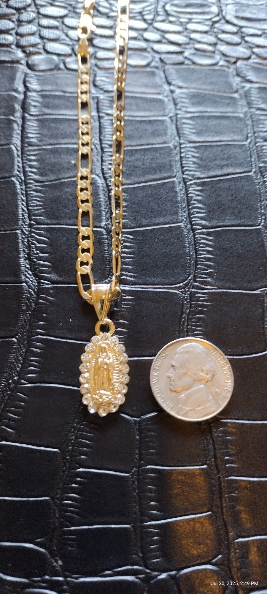 22" Religious Pendant And Chain Set