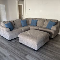 Grey Cloth Sectional Couch 