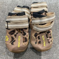 QUMY Dog Shoes for Large Dogs, Medium Dog Boots & Paw Protectors for Winter Snowy Day, Summer Hot Pavement, Waterproof in Rainy Weather, Ourdoor Walki