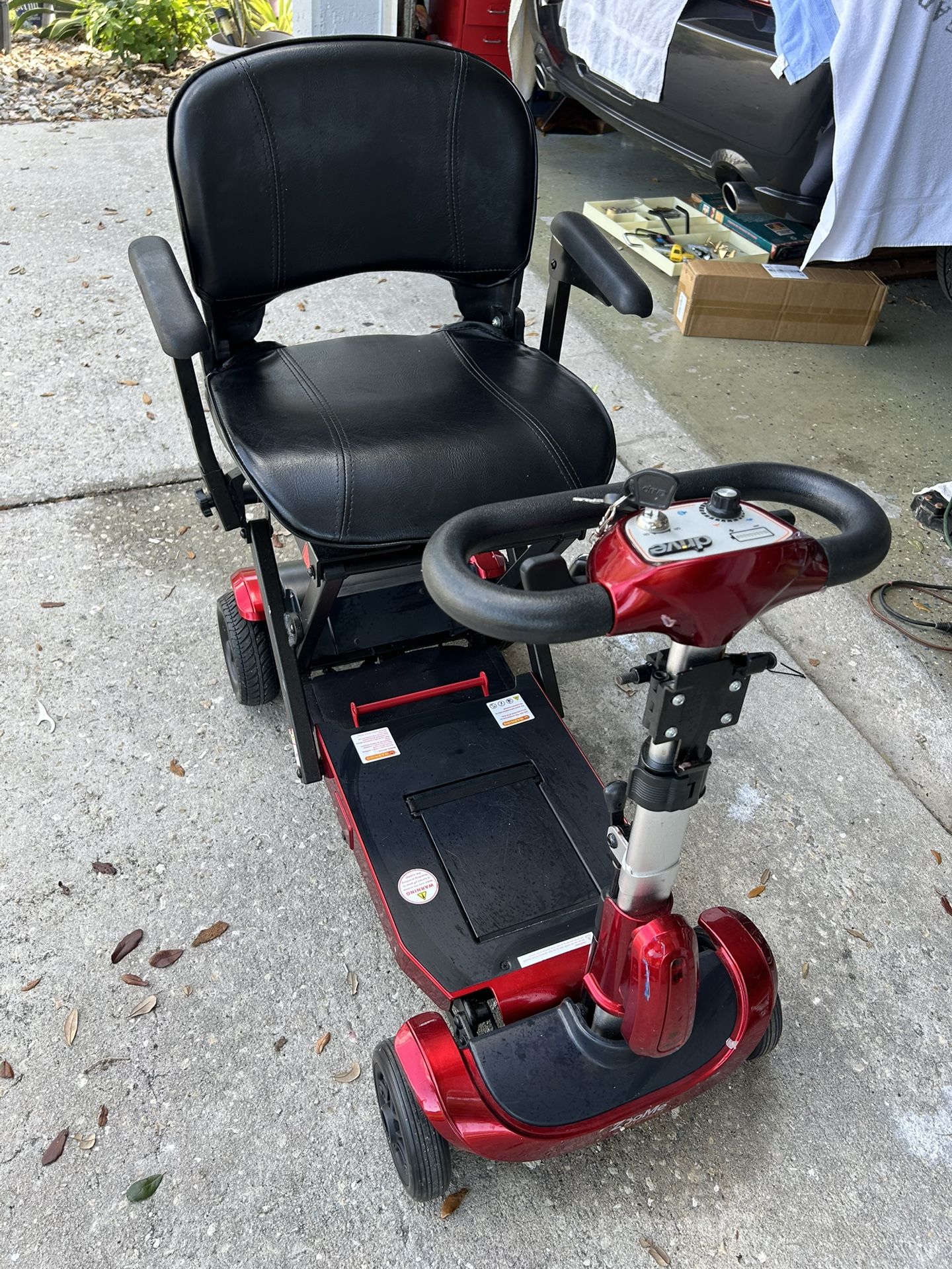 Drive ZooMe Auto-Flex Folding Travel Scooter