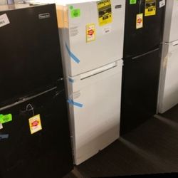 Magic Chef Top Freezer Refrigerators 8I