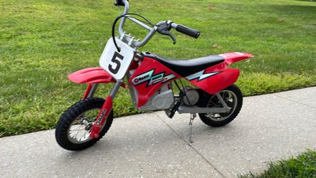 Razor MX400 Kids Electric Dirt Bike