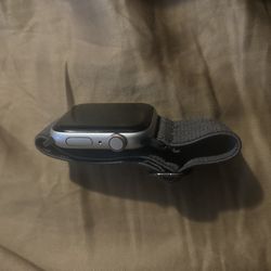 Apple Watch SE cellular