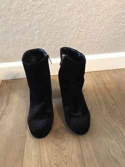 Black Ankle Boots Size 6,5