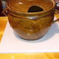  Brown Ceramic Drip Bean Pot