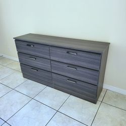 NEW wide DRESSER 👍 Assembled 