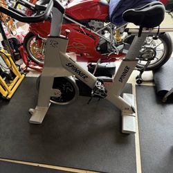 Spin bike