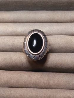 St.Silver Vintage Ring W/Onyx-Sz 6-7.23 Grams