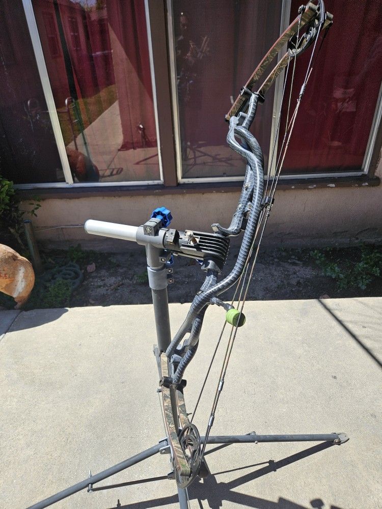 Archery Hoyt Carbon Element RT