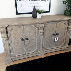 Arch Salvage Wren Buffett Table