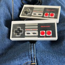 Both In Good Condition  Nintendo Controllers