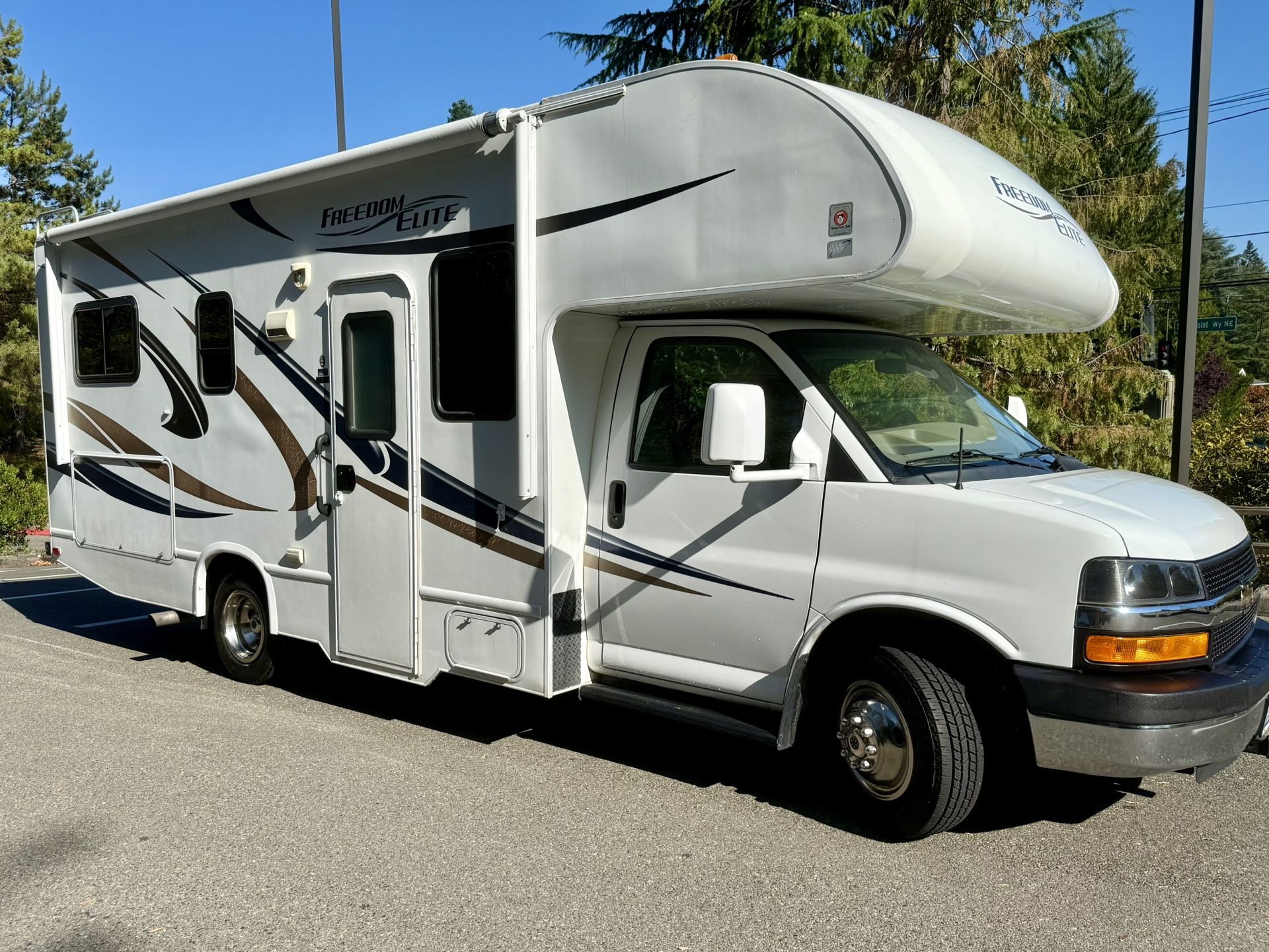 2014 C Class Thor Freedom Elite 24ft RV Motor home