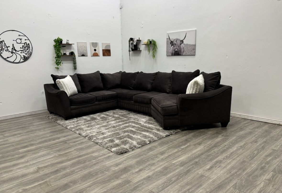 Grey Sectional Couch - Free Delivery