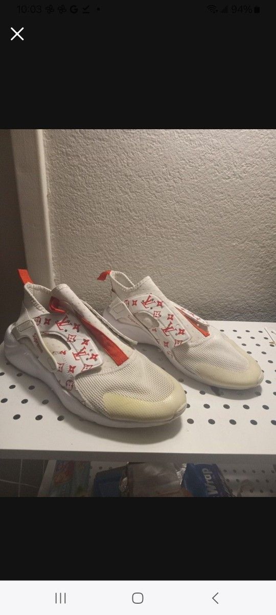 Nike air Huaraches X Louis Vuitton X Supreme