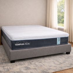 Tempur-Pedic LuxeBreeze Soft King Mattress 13” – Ultimate Cooling & Luxury Comfort | New, Factory Sealed | Same-Day Delivery