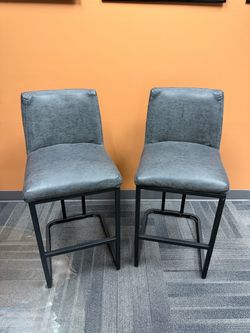 24 inch Tall Bar Stools