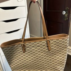 Large Michael Kors Bag