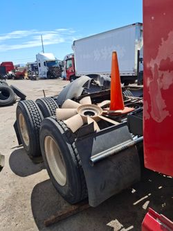 1998 volvo vnl parting out