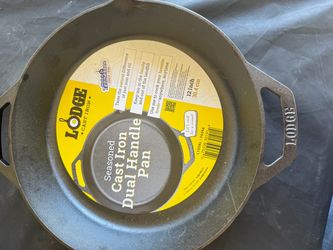 Lodge 12-Inch Seasoned Cast Iron Dual Handle Pan