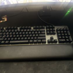 Mouse And Keyboard 
