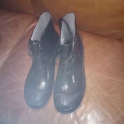 On guard ankle length rubber boots on guard ankle rubber boots me $15