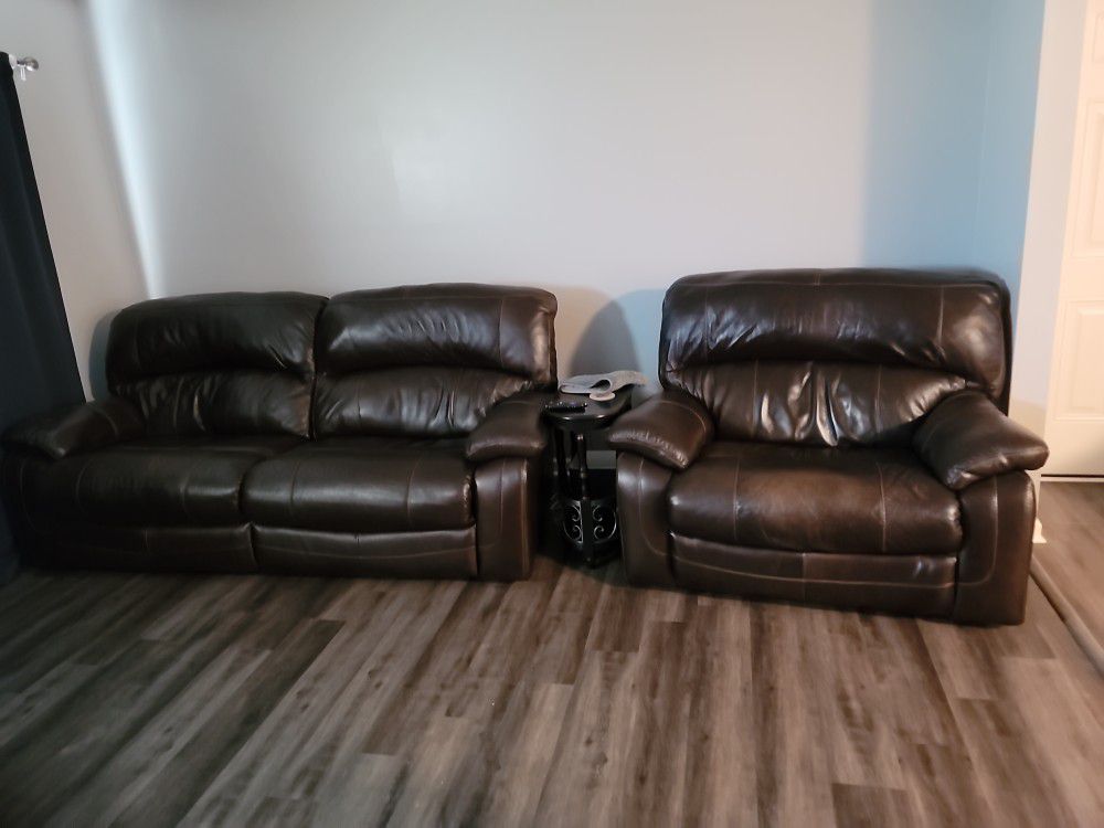 Top Grain GENUINE Leather POWER Reclining Sofa and Oversized Recliner